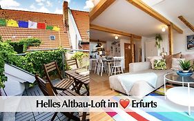 Helles 80m2 Maisonette-Loft mit Balkon, Kingsize Bett, Smart-TV, etc